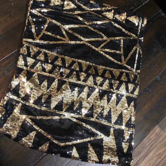 Gorgeous gold and black sequin mini skirt S - Picture 6 of 6
